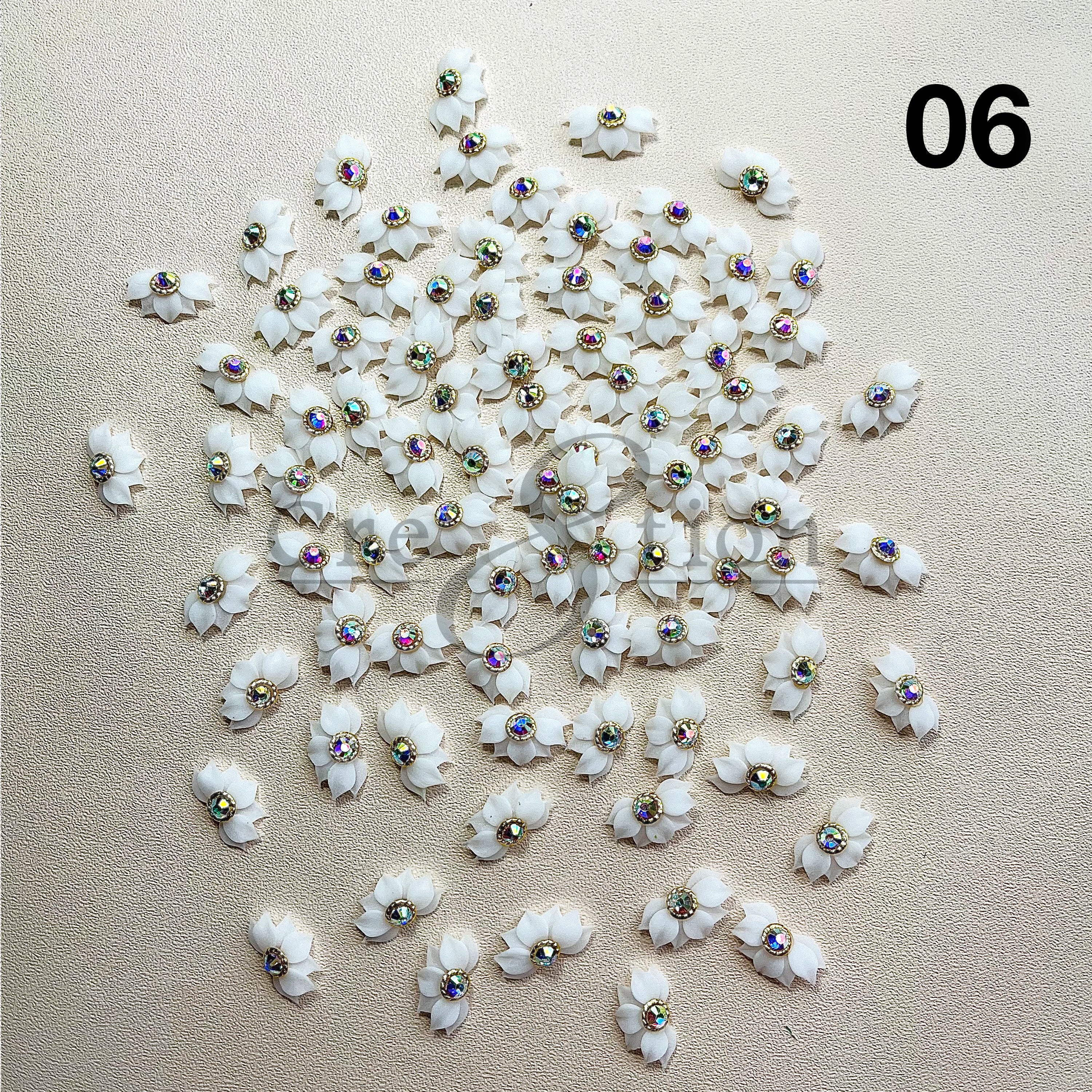 Cre8tion Handmade Acrylic Flowers 2 pcs